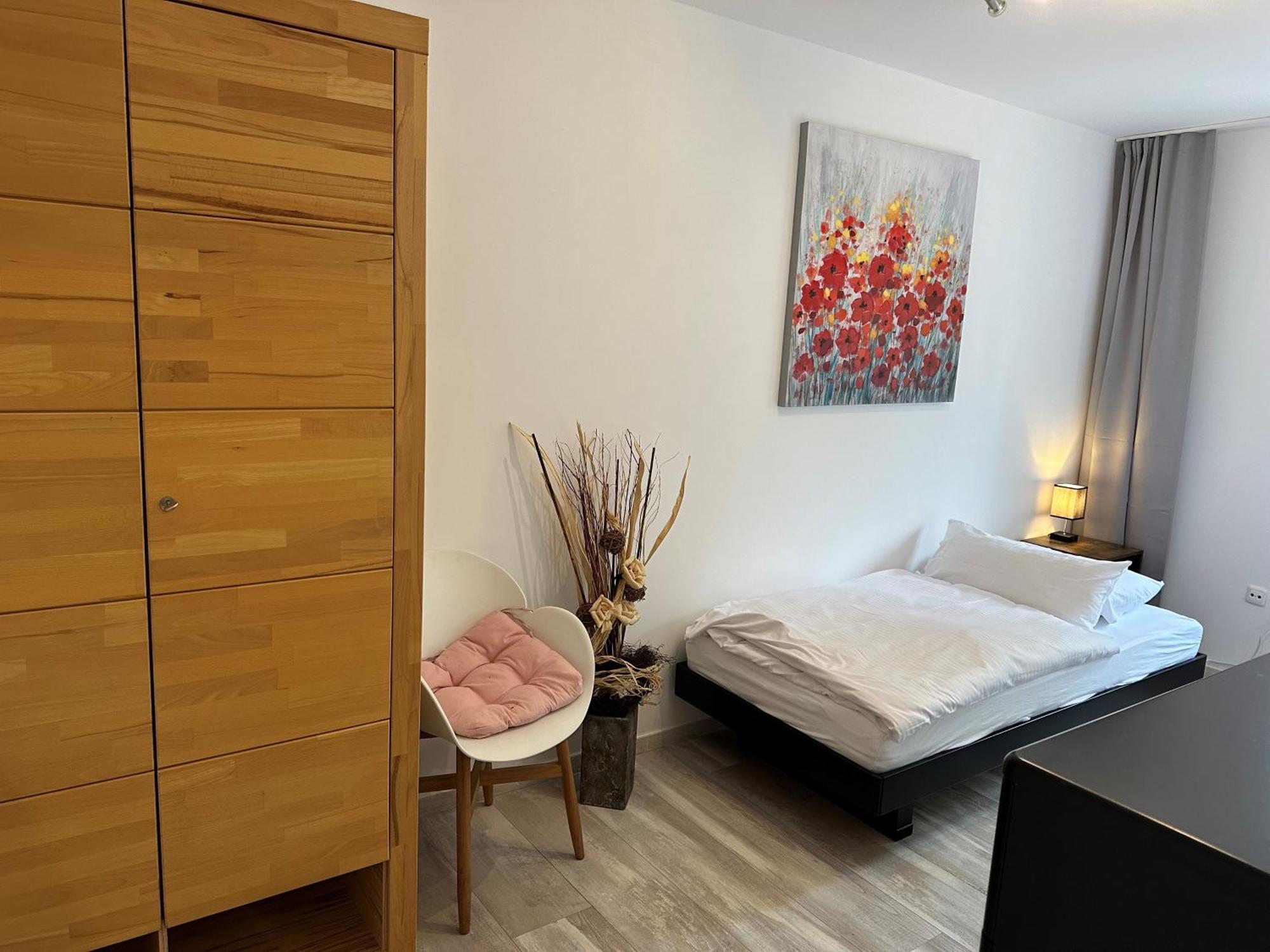 Mm Lodge - Apartments In Innenstadtlage Mit Parkplatz Augsburg Eksteriør bilde