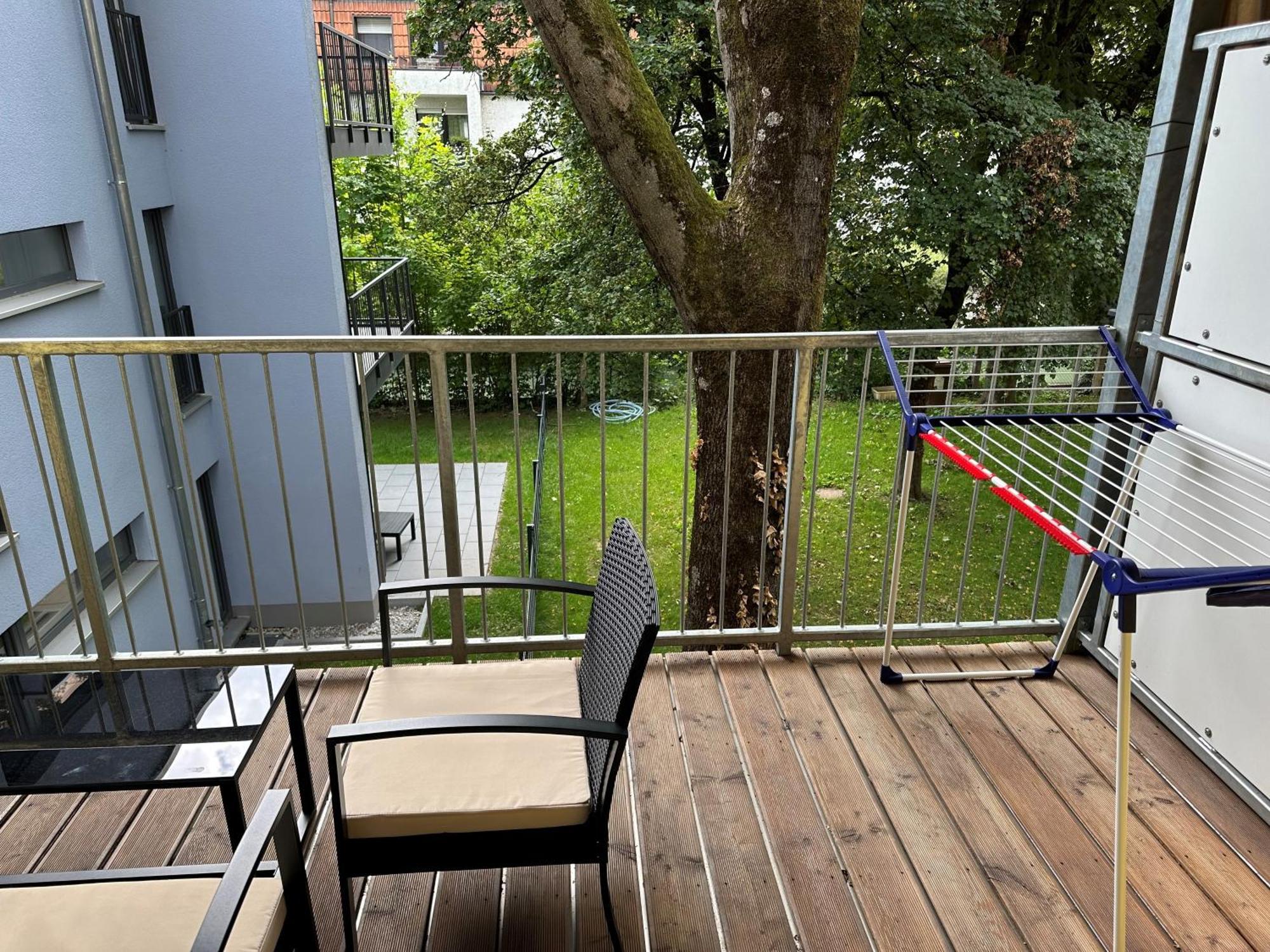 Mm Lodge - Apartments In Innenstadtlage Mit Parkplatz Augsburg Eksteriør bilde