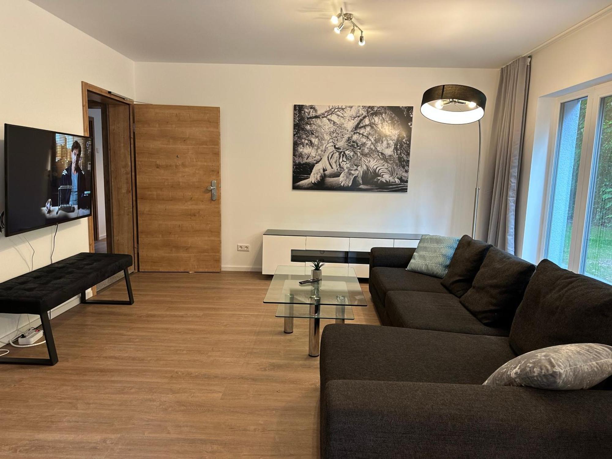 Mm Lodge - Apartments In Innenstadtlage Mit Parkplatz Augsburg Eksteriør bilde