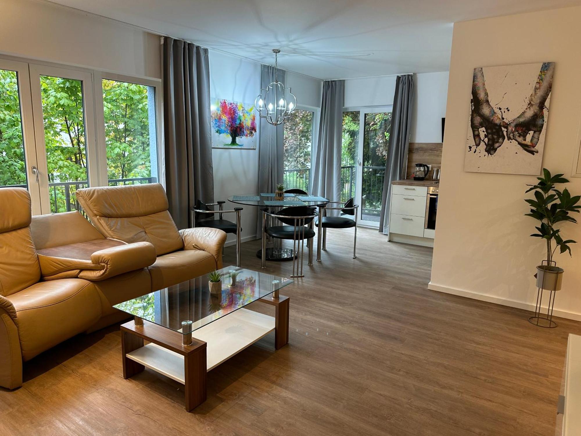 Mm Lodge - Apartments In Innenstadtlage Mit Parkplatz Augsburg Eksteriør bilde